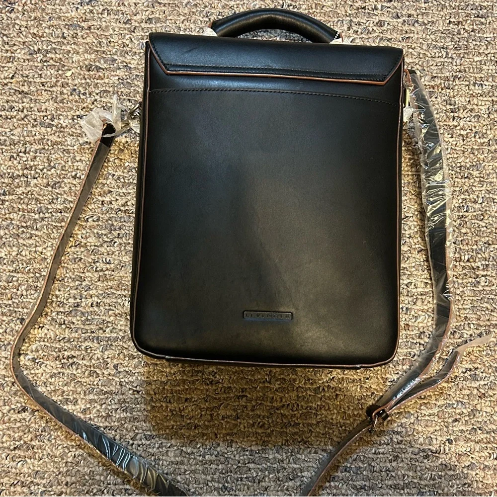 Levenger Black Tan Leather Wine Carrier Messenger Bag RARE NWT